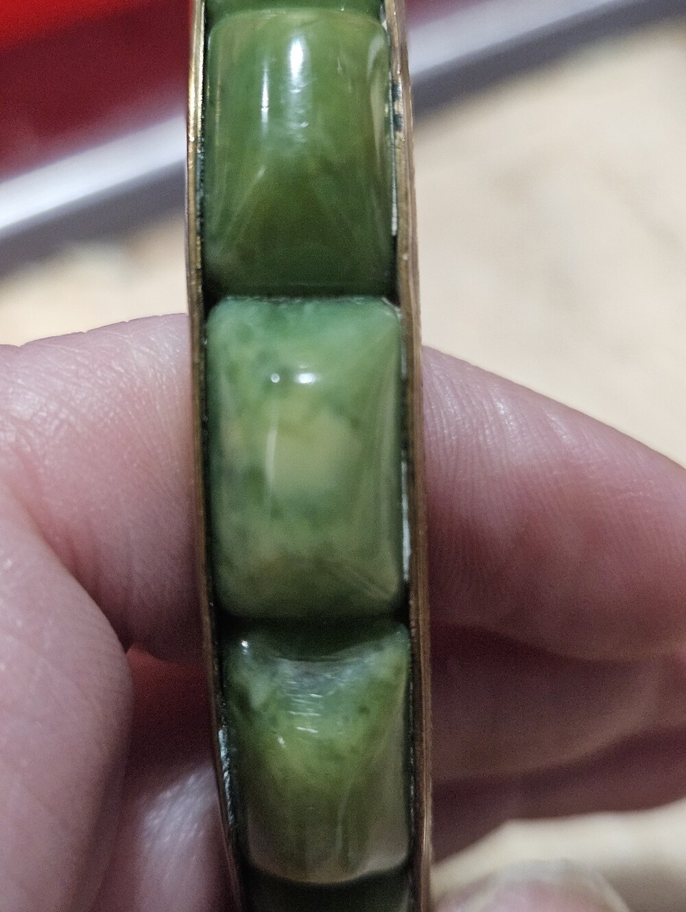 Vintage 1930s Art Deco Bakelite Brass Bangle Creamed Spinach Marbled Segmented - Picture 13 of 13